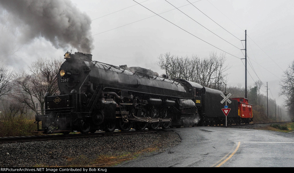 RDG 2102 at Rausch's  on the return (reverse) move to Port Clinton